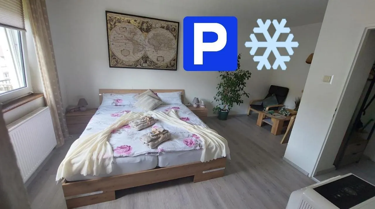 Apartamento Pension Ringo, Airport Pit Stop, Bahnhof Und Flughafen In Der Naehe Baden-Baden